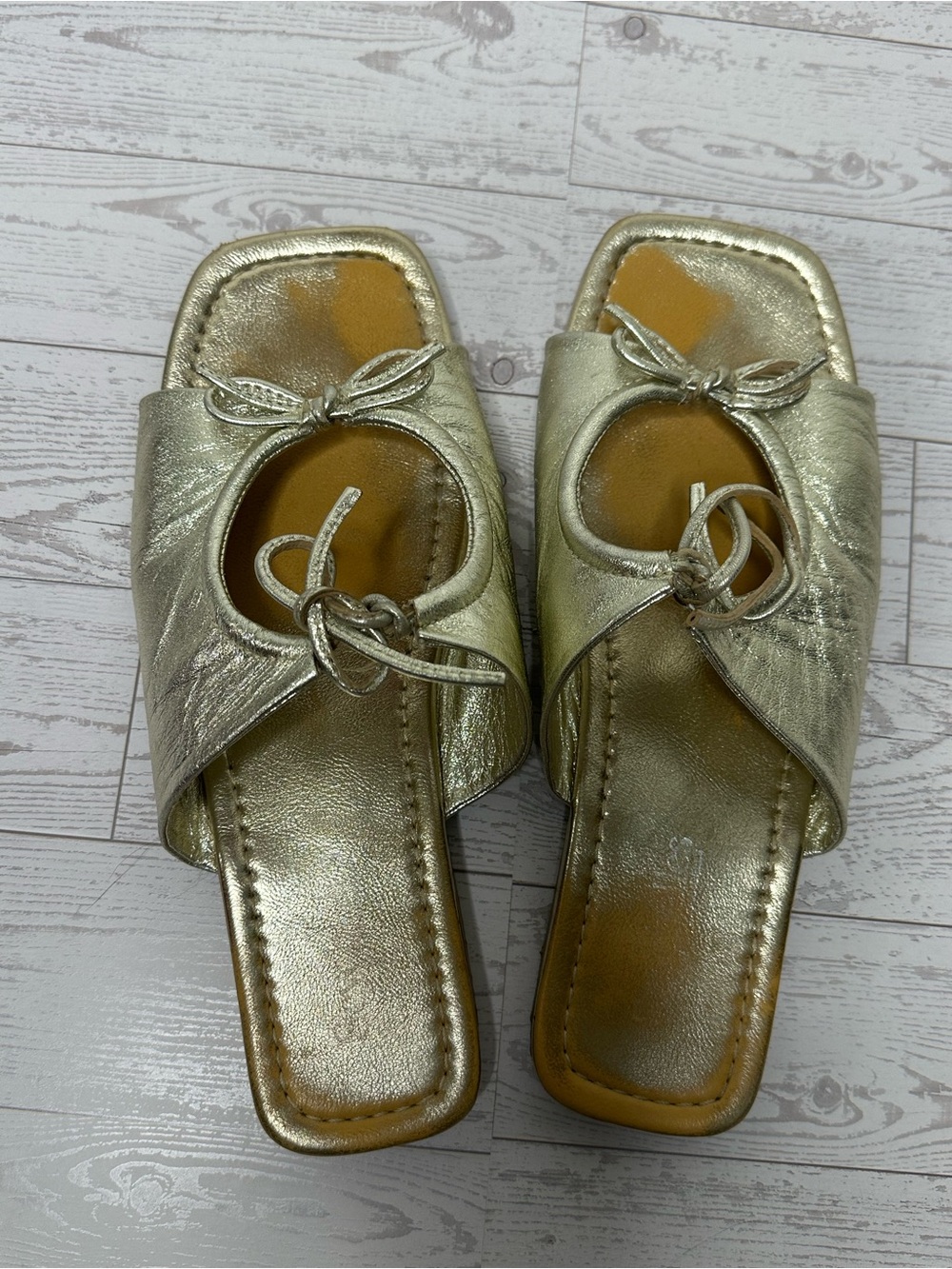Seychelles Metallic Gold Knotted Slide Sandals - Picture 3 of 5